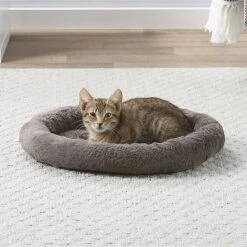 Frisco 15 Frisco Self Warming Bolster Round Kitten Bed