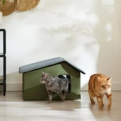 Frisco 27 Frisco Extra Wide Indoor Unheated Cat House